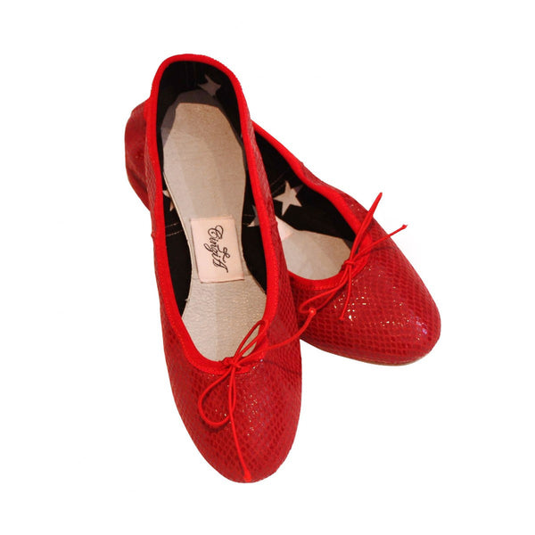 Banjo Loves: Cinzia Leather Flats | Red